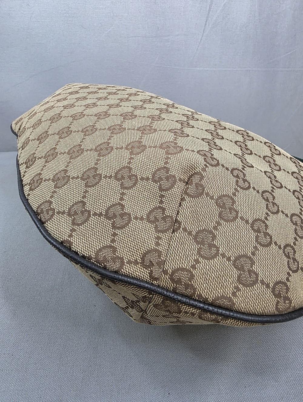 ✨️GUCCI GG Canvas Web Half Moon Crossbody Bag - Picture 10 of 16